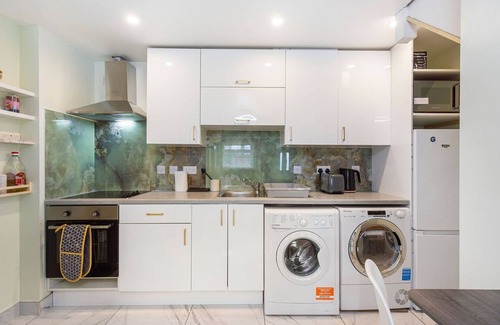 Lansbury House | GuestReady - 3 Bed house near Canary Wharf