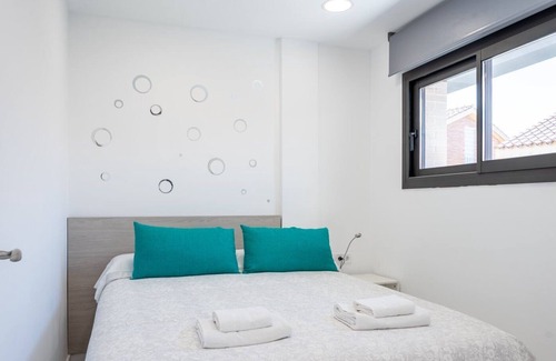 Masnou Apartment | GuestReady - April Rose Pool Apartments 2.1
