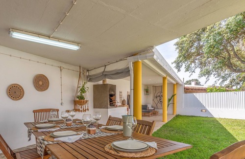 Vila Nogueira de Azeitao House | GuestReady - Azure Eyes