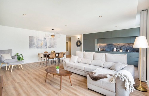 Mafamude Apartment | GuestReady - Blue Roof