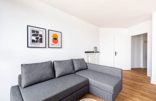14th Arrondissement Apartment | GuestReady - Black pearl close to the metro