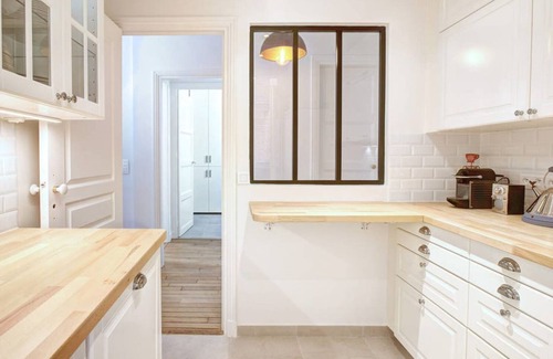 Auteuil Apartment | GuestReady - Bright Flat at Porte d'Auteuil Metro