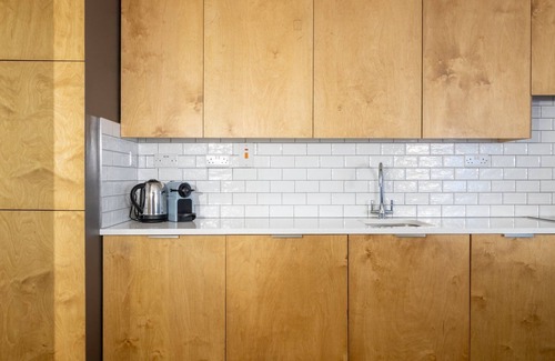 Grand Canal Dock Apartment | GuestReady - Cosy retreat in Dublin