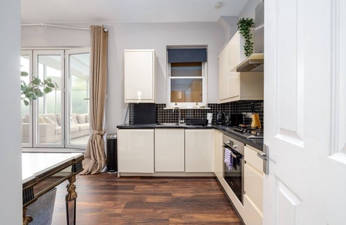 Parsons Green and Walham Apartment | GuestReady - Fabulous stay in Fulham