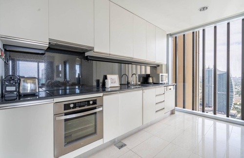Dubai Marina Apartment | GuestReady Holiday Homes - Dubai Marina Delight
