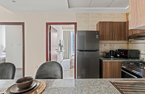 Jumeirah Lake Towers Apartment | GuestReady Holiday Homes - Luxury haven in JLT