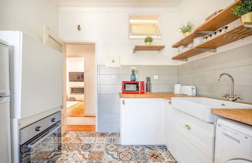 Setubal Apartment | GuestReady - La Petit Maison in Setubal