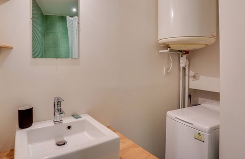 Voltaire - Saint Amour Apartment | GuestReady - Loft-style Apt in the 3rd District.