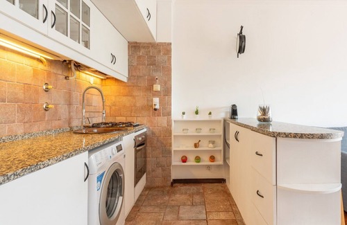 Estoril Apartment | GuestReady - Peaceful 1 Bedroom Abode in Estoril