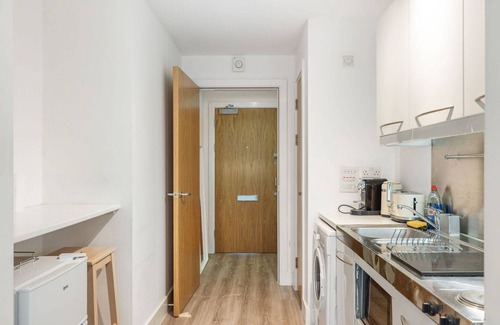 Chaucer Apartment | GuestReady - Studio in Borough, central London