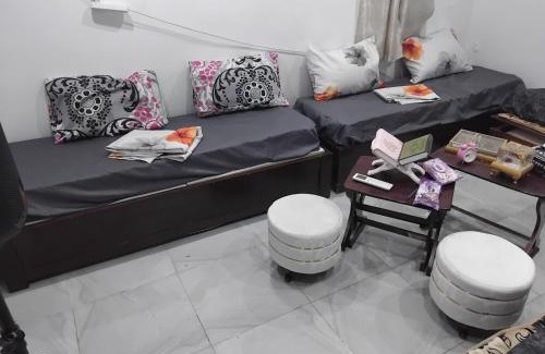 Constantine Apartment | Guets