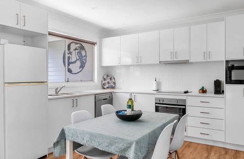 Vincentia House | Gugunyal Cottage - Belle Escapes Jervis Bay
