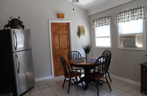 Guilford House | Guilford home -self check in, off-street parking