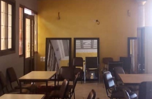 Bafoussam Hotel | Guins Palace Hotel