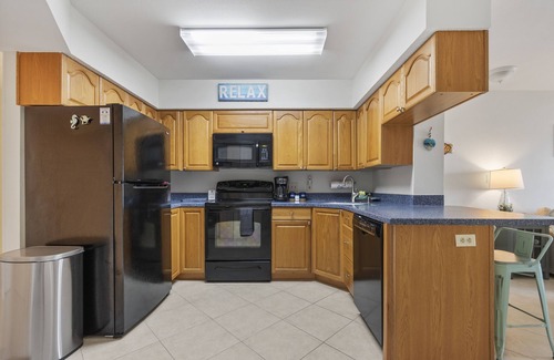 Navarre Beach Condo | Gulf Front Condo w/Pool. 2 chairs & umbrella set-up included.Gorgeous views!