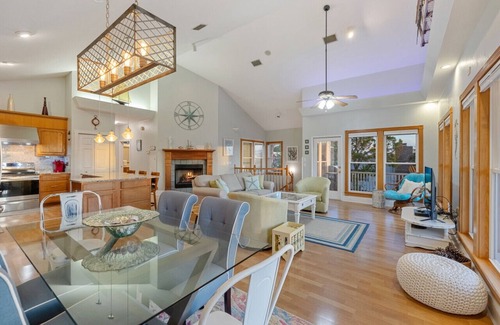 Cedar Key House | Gulf View * Sunsets * Boat parking * King Bed * Walk to Downtown * Bikes
