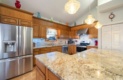 Cedar Key House | Gulf View * Sunsets * Boat parking * King Bed * Walk to Downtown * Bikes