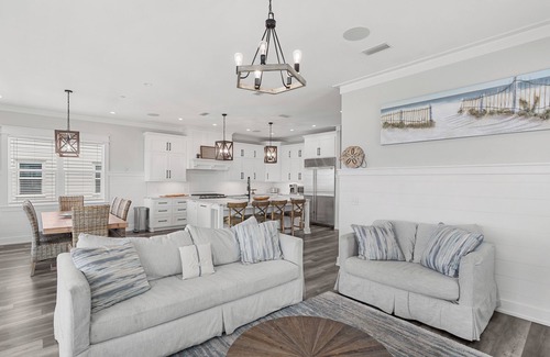 Bid-a-wee Beach House | Gulf Views, Pool, Rooftop Lounge & Private Beach | Heavenly Day by AvantStay