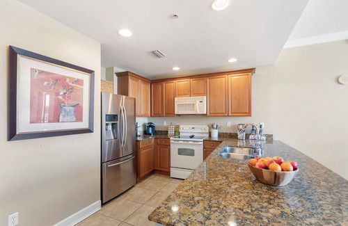 Upper Grand Lagoon Condo | Gulf Views, Secret Beach, Pool, Golf, Beach Chairs