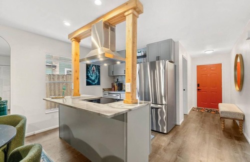 Gulfport House | Gulfport Bungalow Near Downtown