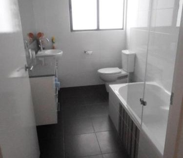 Strahan Apartment | Gull Apartment