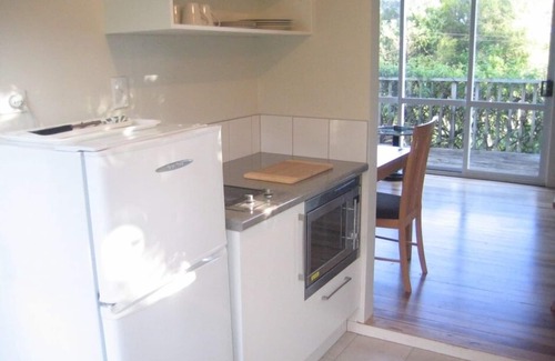 Omiha Cottage | Gull Cottage Waiheke Waterfront
