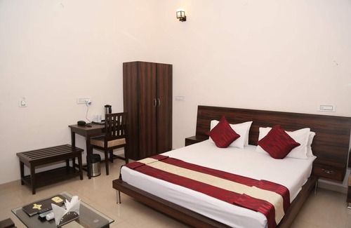 Viratnagar Hotel | Gulmohar Sariska Resort