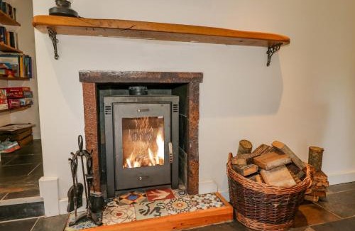Tighnabruaich House | Gun Powder Cottage