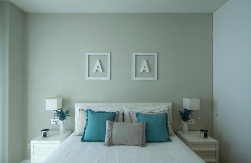 Camino de Ronda Apartment | GUNI SUITES JARDINEs