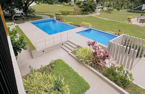 Santo Tomas Hotel | Gunita Villas