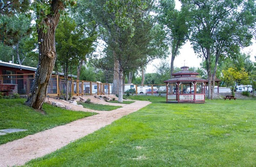 Delta Apartment | Gunnison River View! Relax and Experience True Nature Right Outside Your Door