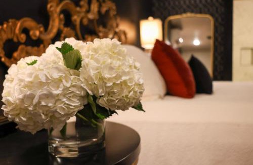 Florence Hotel | GunRunner Boutique Hotel