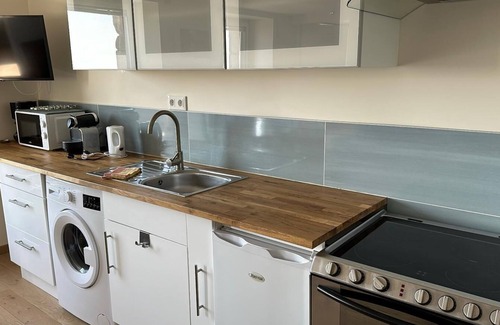 Treauville Apartment | Guy's Drakkar - Apartment 4 people Flamanville/Diélette