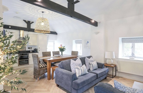 Newborough Cottage | GWEL-Y-RHOS, pet friendly, with open fire in Newborough