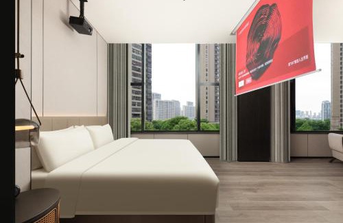 East Huanshi Road Hotel | Gwen Jane Hotel Free shuttle buses at the exhibition hall during the Canton Fair