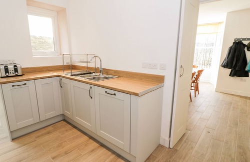 Trefriw Cottage | GWYNFRYN, family friendly, character holiday cottage in Trefriw