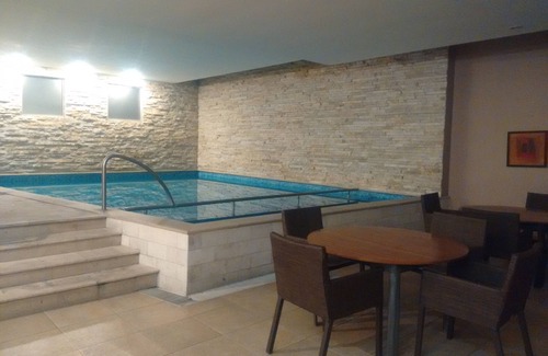 Simon Bolivar Apartment | Gye Airport Suite With 24 Hr Staff + Transfers