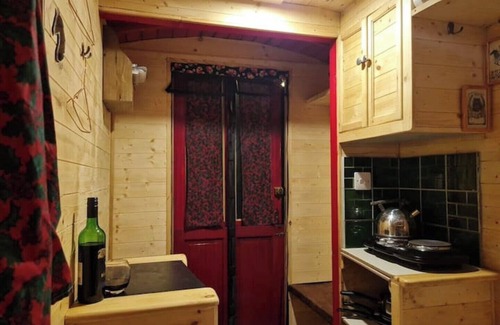 Lydney Cabin | Gypsycaravan, Wye Valley, Tintern, Forest of Dean,