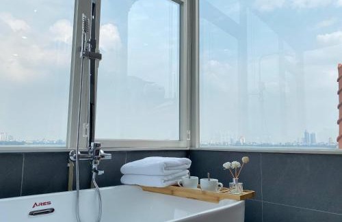 Thuy Khue Apartment | Hà Thành Stay - Lake View Residence