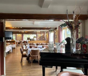 Saint-Etienne-de-Tinee Hotel | Hôtel Chastellares