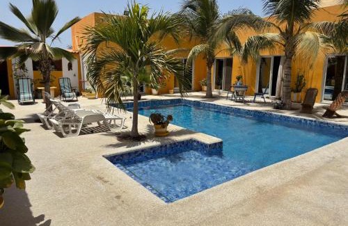 Niaga Hotel | Hôtel Colibri Lac Rose