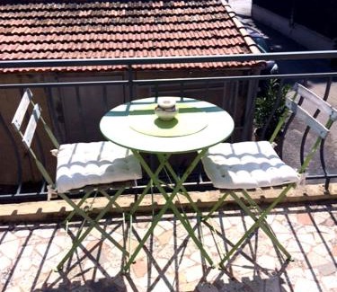 Cros-de-Cagnes Hotel | Hôtel du Bord de Mer "Le Vanillé"