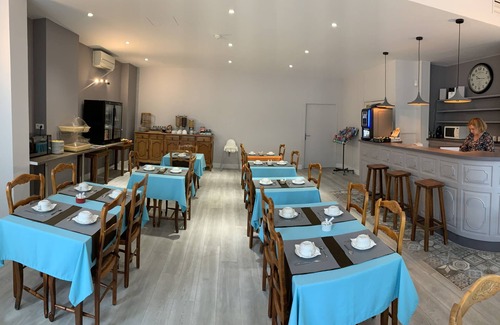 Salon-de-Provence Hotel | Hôtel du Midi