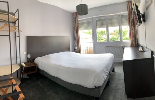 Salon-de-Provence Hotel | Hôtel du Midi