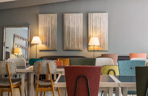 6th Arrondissement Hotel | Hôtel Edmond Rostand