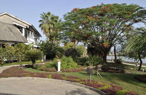 Ziguinchor Hotel | Hôtel Kadiandoumagne
