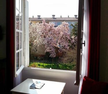 Villeneuve-sur-Lot Hotel | Hôtel La Résidence