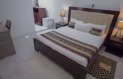 Korhogo Hotel | Hôtel La Rose Blanche Abidjan