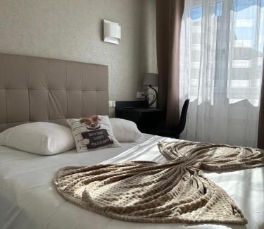 Aurillac Hotel | Hôtel Le Square