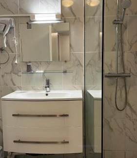Enghien-les-Bains Hotel | Hôtel Marie Louise